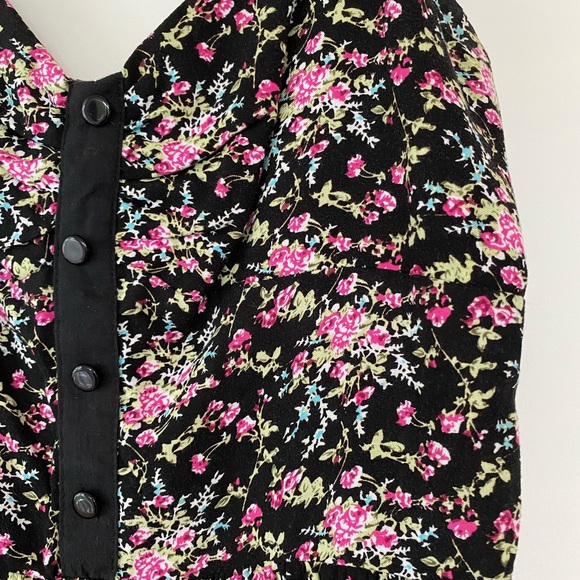Floral mini dress with black button detail - Picture 2 of 3